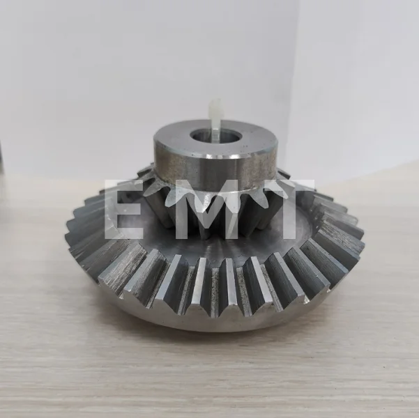 Коническая пара прямозубая (A) C29A322, передат. число=1:2, M=2,5, Z=16/32, EMT | ЕМТ